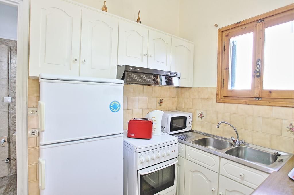 Ferienwohnung Zouli Sophia Kalámi Exterior foto